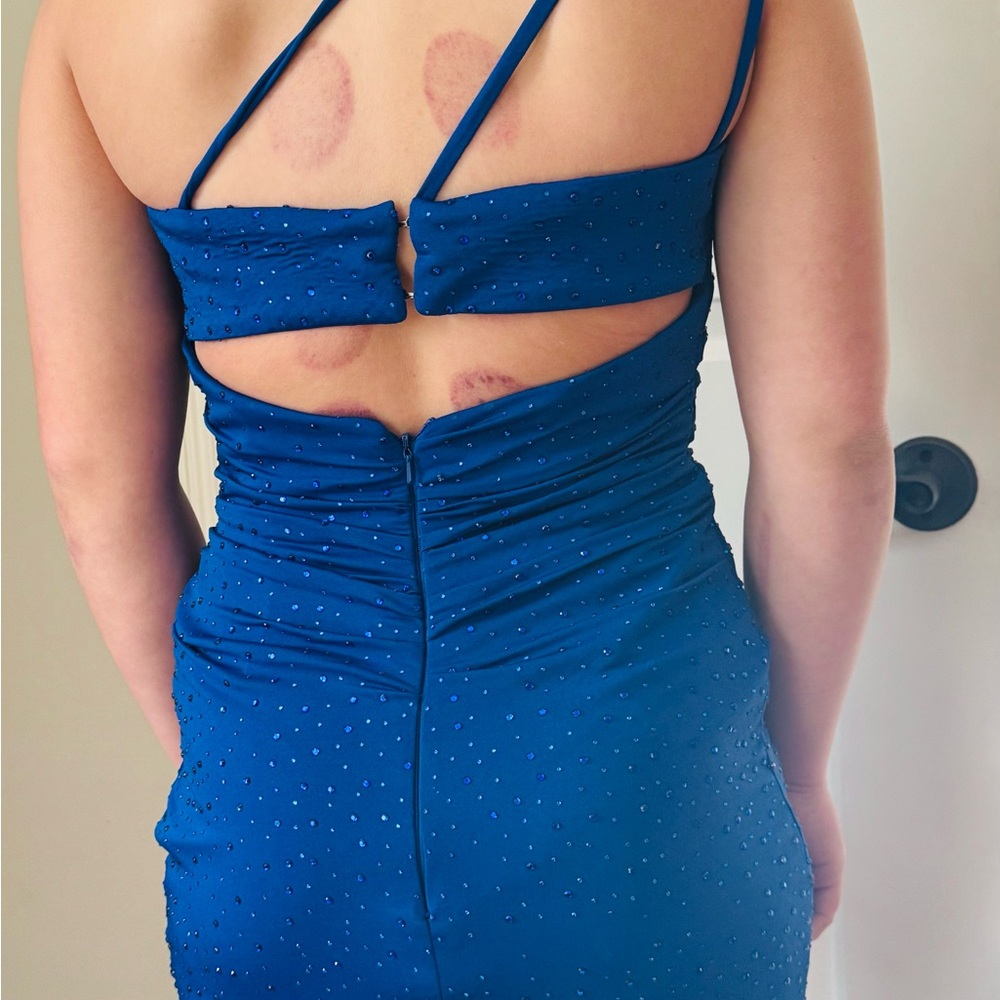 Elegant Blue Strappy Dress